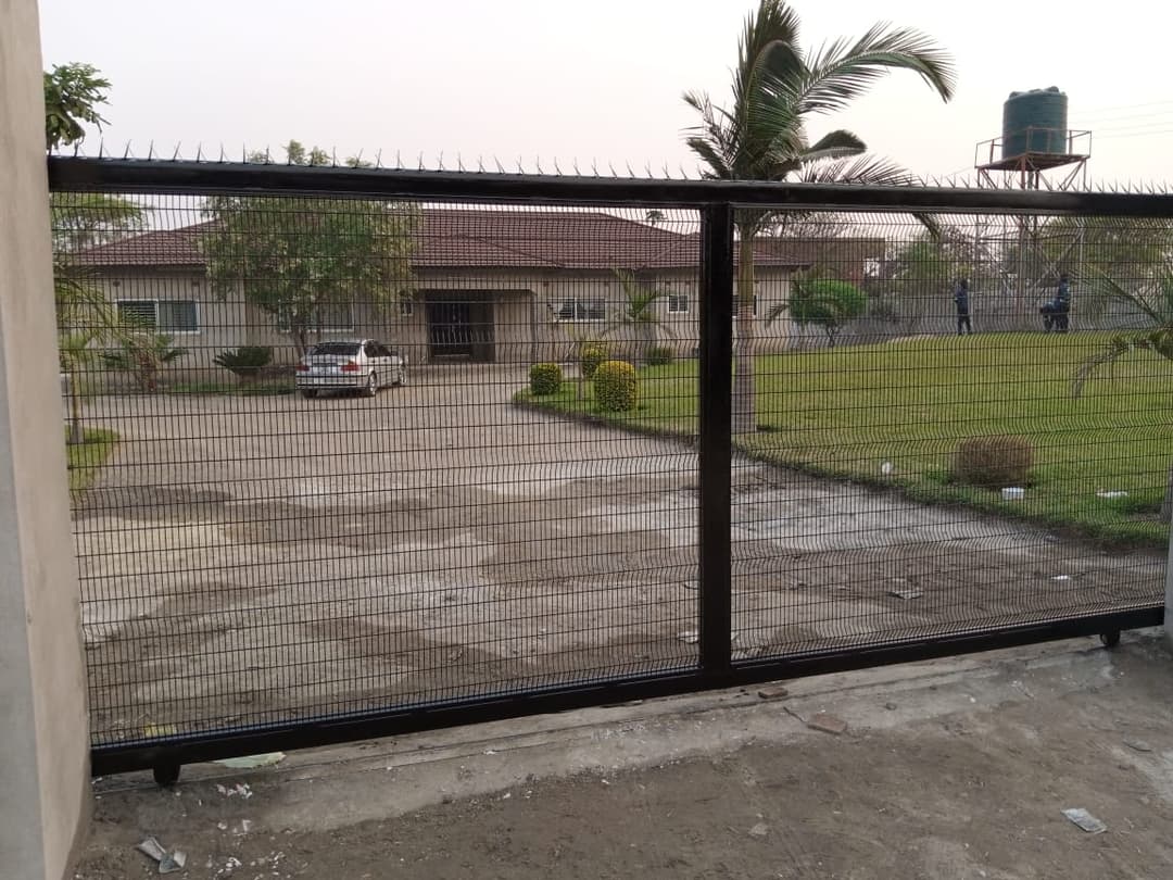 Wire Fence Install Wire Fence Install